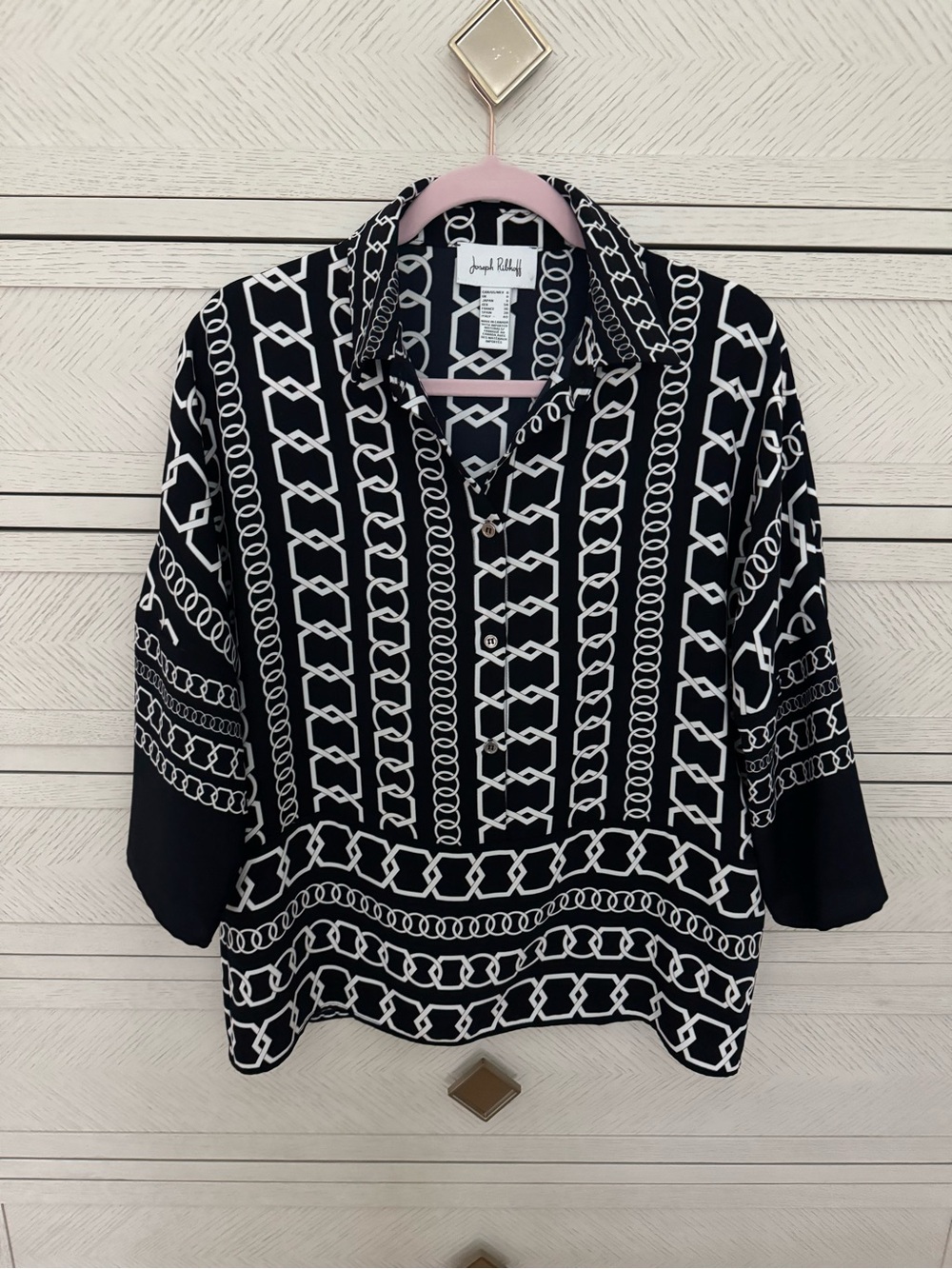 Joseph Ribkoff Black & White Tunic Top. Size 6